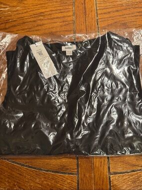 Garage Sleek Plunge Tee